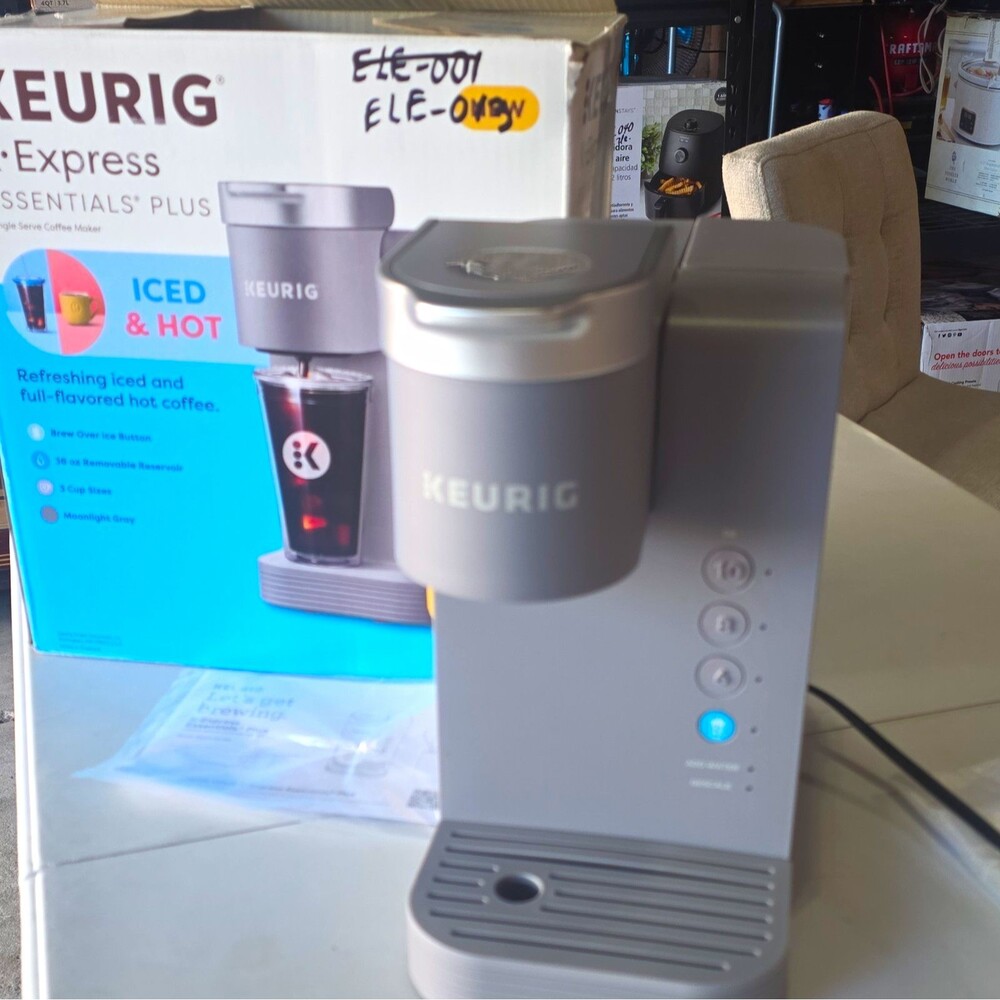 Keurig K-Express Essentials Plus Pod Coffee Maker Iced/Hot 1-Cup Gray Matte
